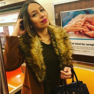 Meet your Posher, Angelica